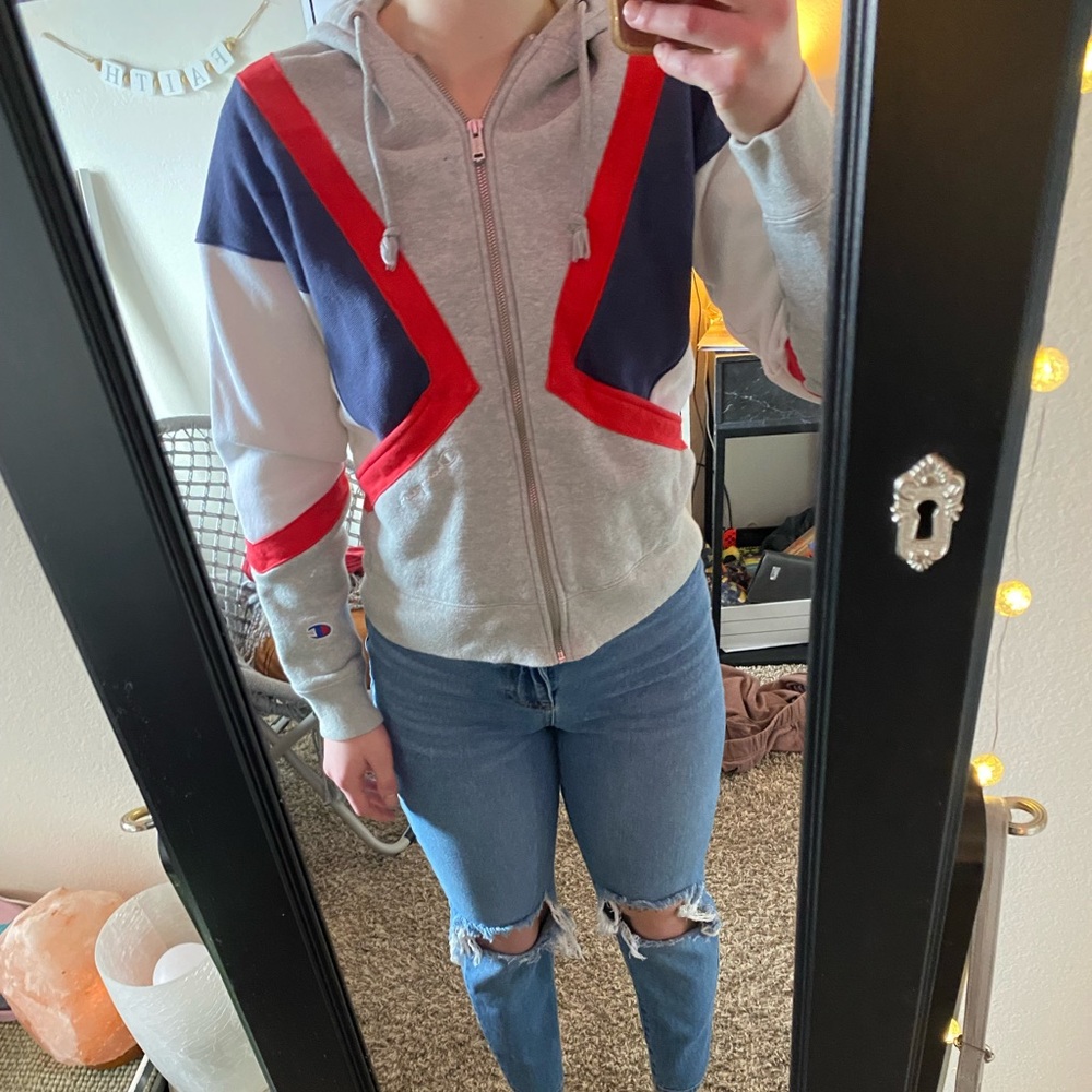 Champion Hoodie. Size S